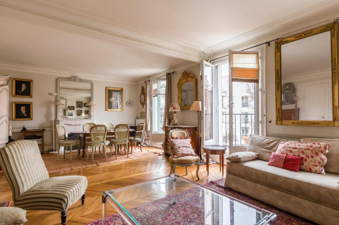 Ferienwohnung Veeve - Charming Mirabeau Paris Exterior foto