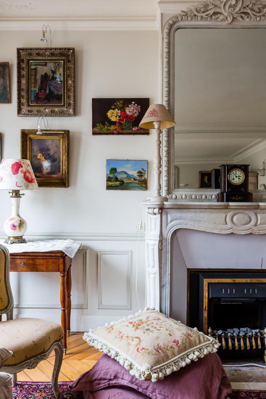 Ferienwohnung Veeve - Charming Mirabeau Paris Exterior foto